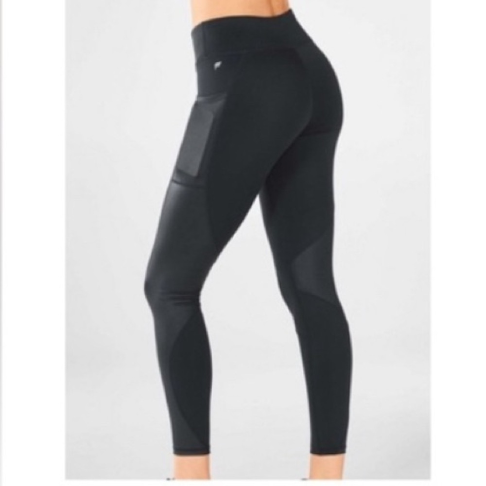 Fabletics Mid-Rise UltraCool Shine